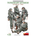 MiniArt 35075 Soldat allemands Division Totenkopf Kharkov 1943