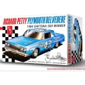 AMT 989 - Plymouth Belvedere 1964 1/25