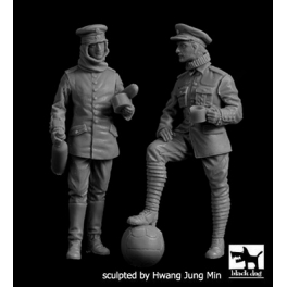Black Dog F35221 1/35 British+German soldiers Christmas truce WW I Black Dog F35221 1/35 British+German soldiers Christmas truce WW I