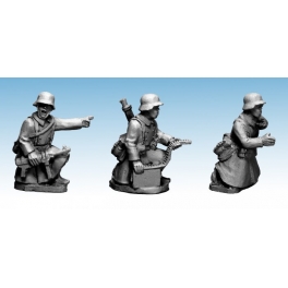 Crusader Miniatures WWG181 German Infantry in Greatcoats (HMG)