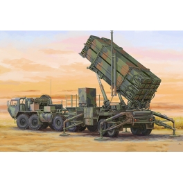 Trumpeter 07157 M983 HEMTT avec remorque M901 lance-missiles MIM-104 F Patriot