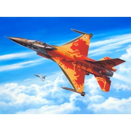 revell 3905 F-16 MLU "70th Anniversary" 